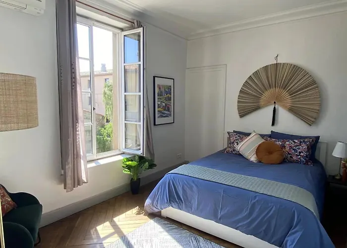 Apartment Place Alegria Carcassonne